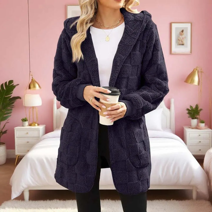 Zinnabelle - Plüschiger Kapuzen-Cardigan