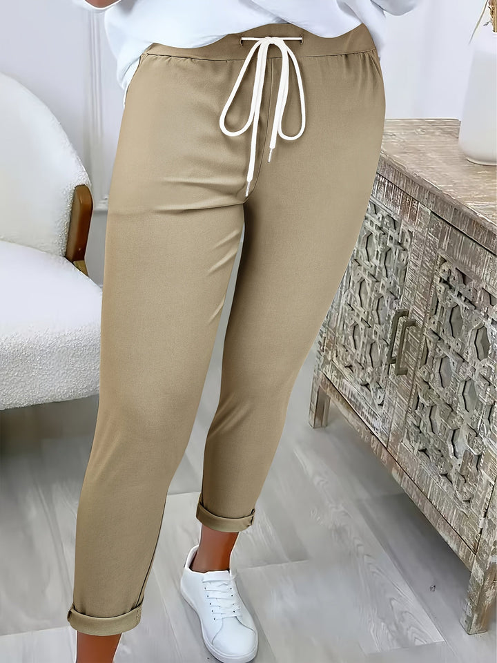 Tansy - Massgeschneiderte Stretch-Hosen mit Kordelzug