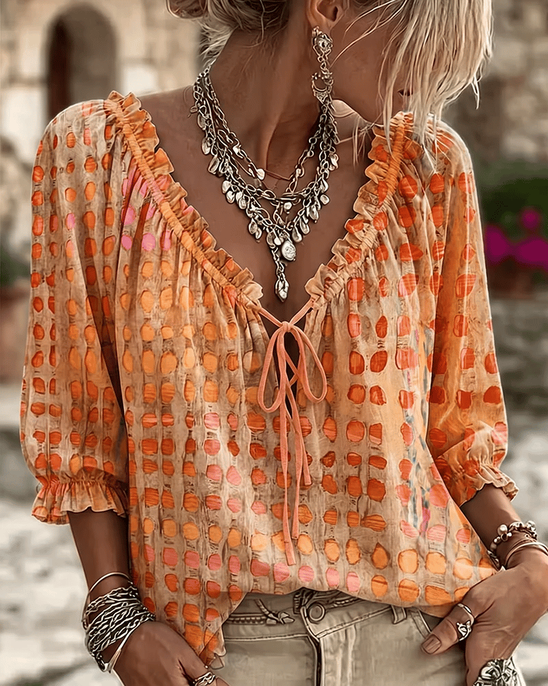 Bevelyn - Gepunktete Schnürbluse mit weichem Griff
