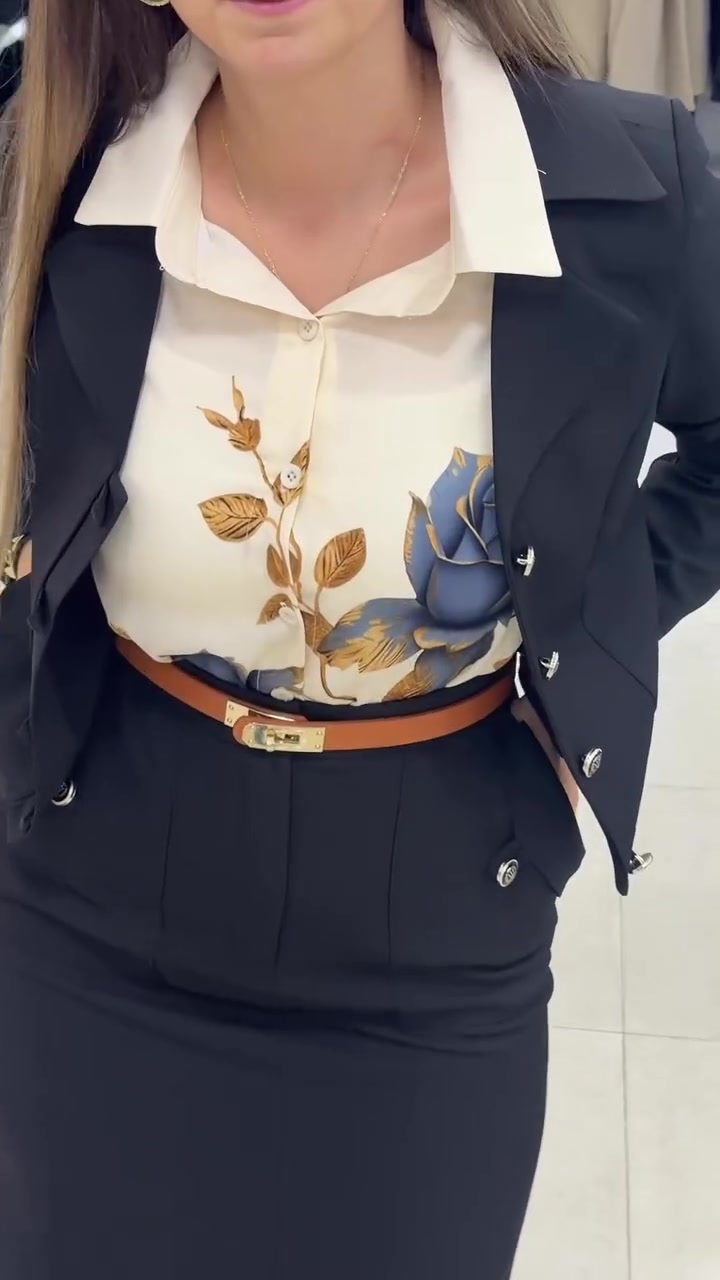 Xavina - Maßgeschneiderter Blazer-Rock-Zweiteiler