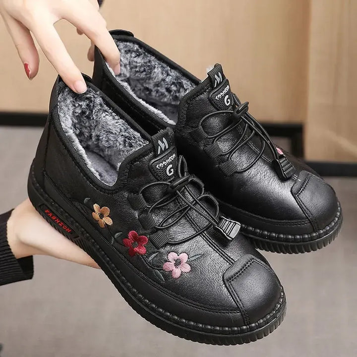 Verisse - blumenbestickte Komfort-Stiefeletten