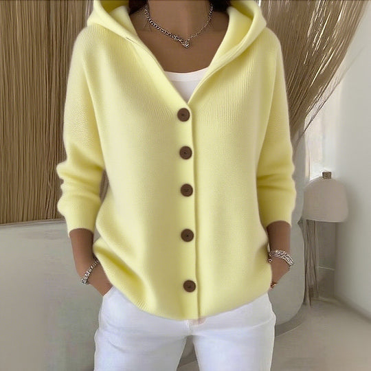 Carlotte - Kuscheliger Strick-Cardigan mit Kapuze