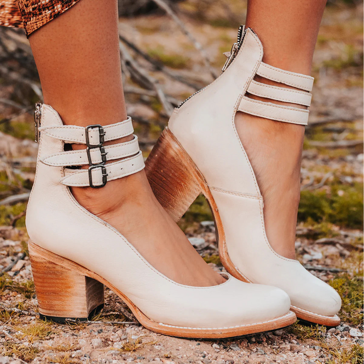 Philomena - Riemchensandaletten aus Leder im Vintage-Look