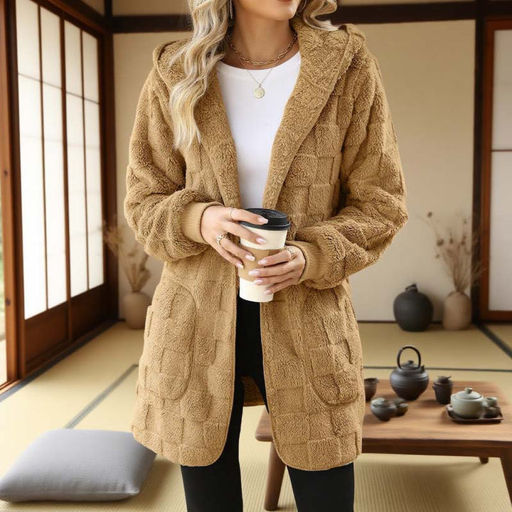 Zinnabelle - Plüschiger Kapuzen-Cardigan
