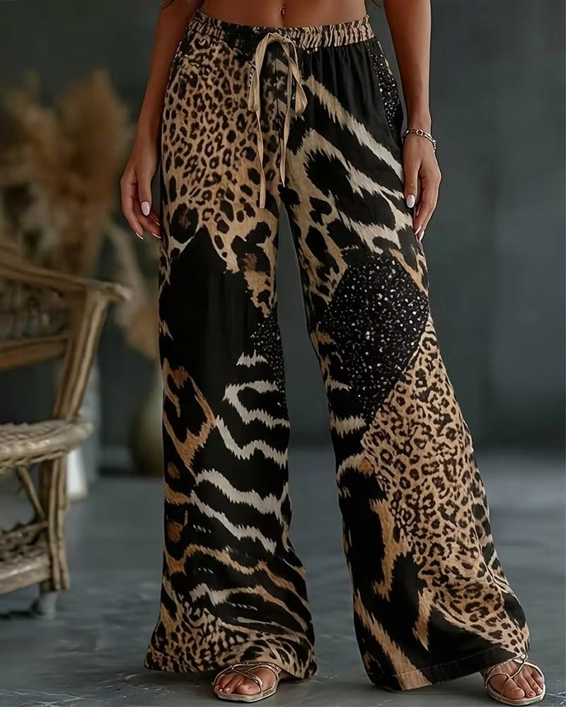 Elfrida - Weiche Patchwork-Hose mit Leopardenmuster und weitem Bein