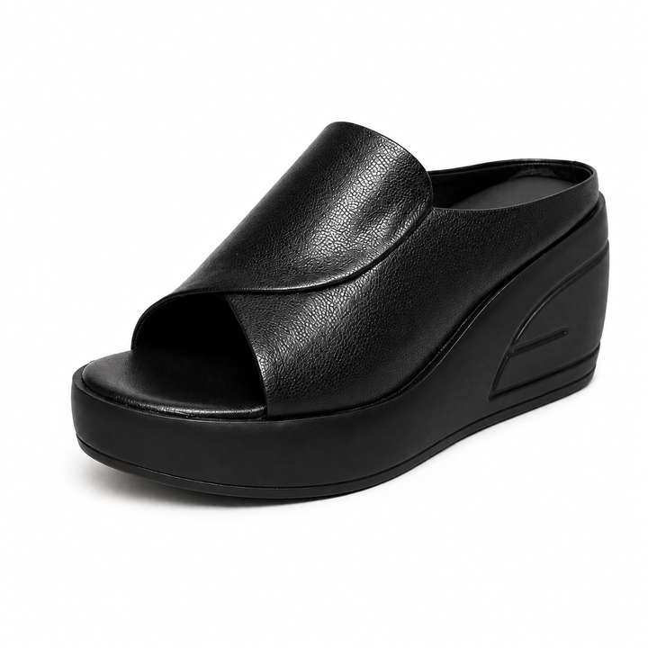 Alcinia - Stützende Slip-On-Keilsandalen