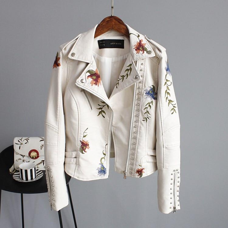 Euphemia - taillierte, bestickte Jacke