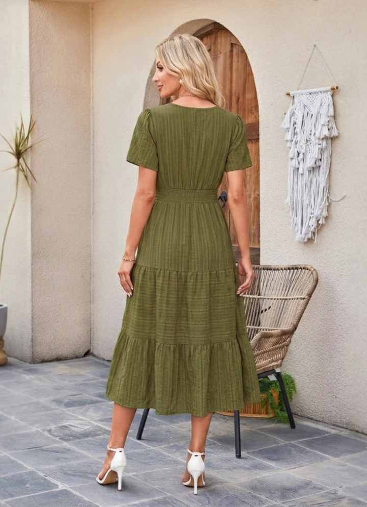 Astrelle - Strukturiertes Maxikleid mit Stufen