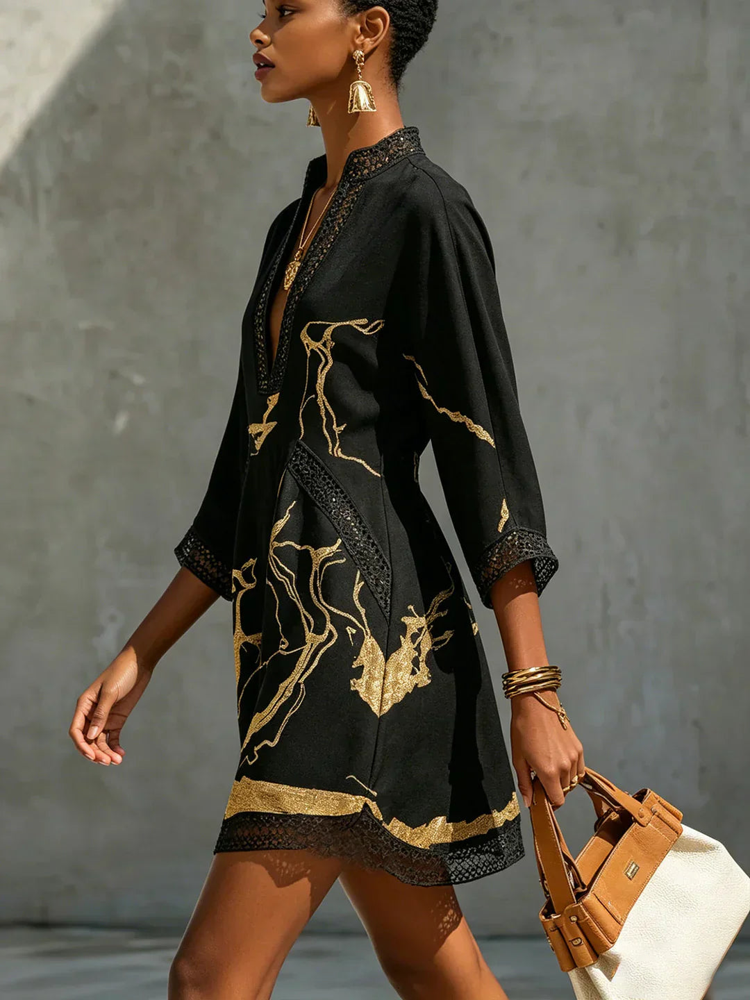 Sidonia - Luxuriöses A-Linien-Kleid mit Marmor-Print
