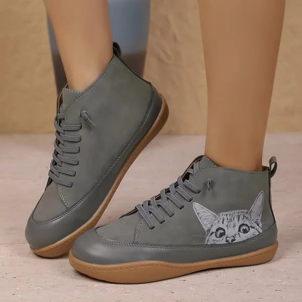 Zorelle - Komfortable Stiefeletten mit Katzenmotiv