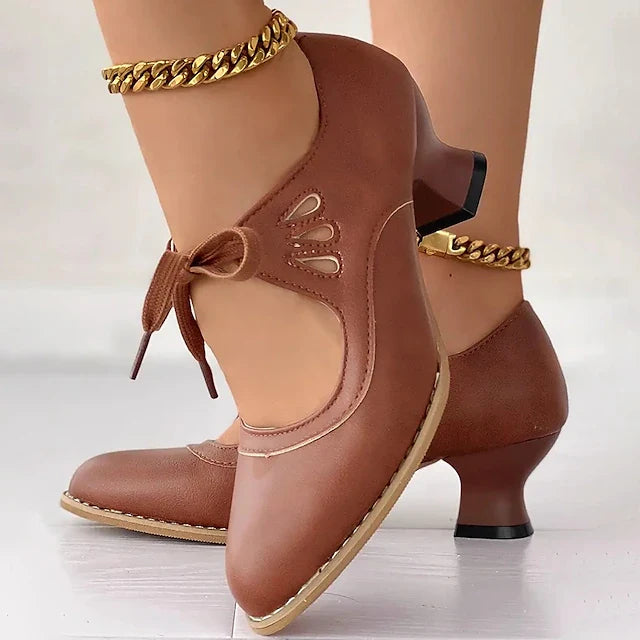 Veralyn - Vintage-Kitten-Heels zum Schnüren