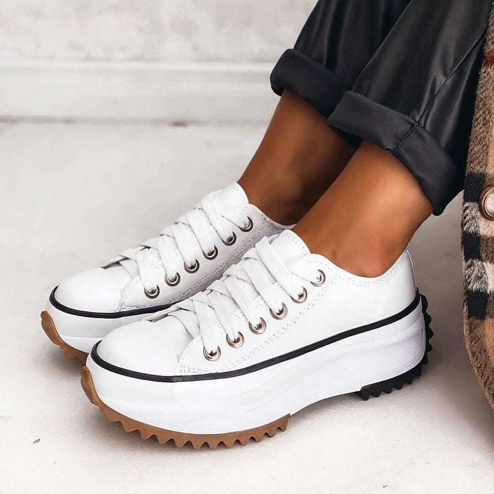 Viveca - Gepolsterte Plateau-Schnürschuhe