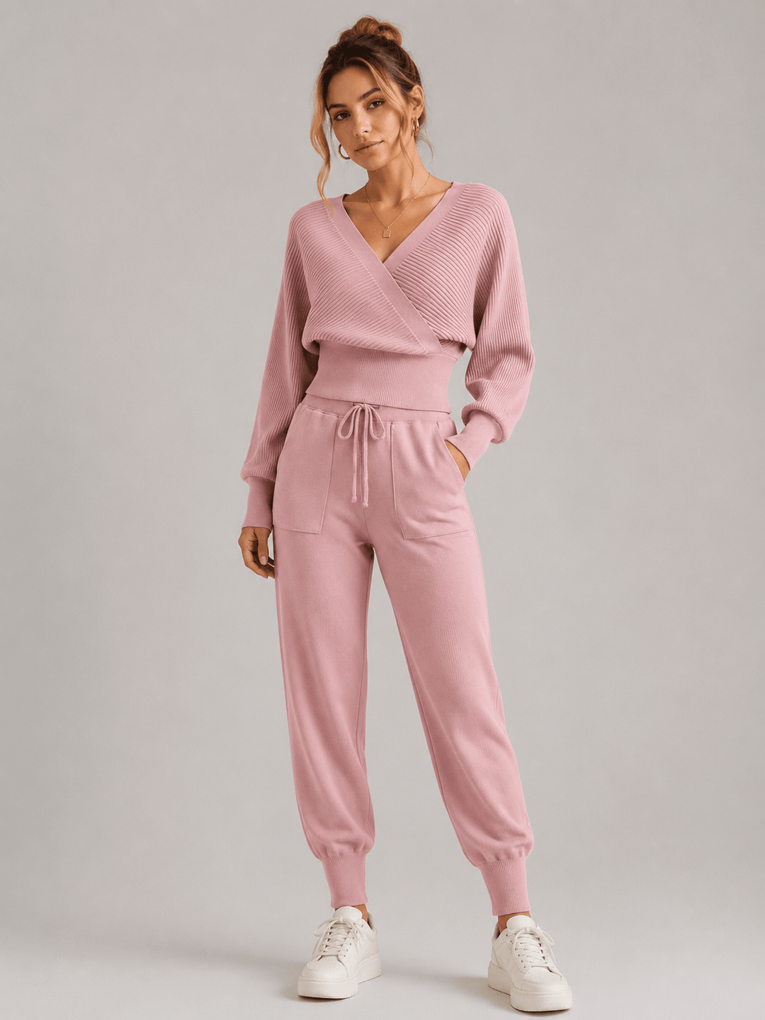Adelyra - Gestreiftes zweiteiliges Lounge-Set