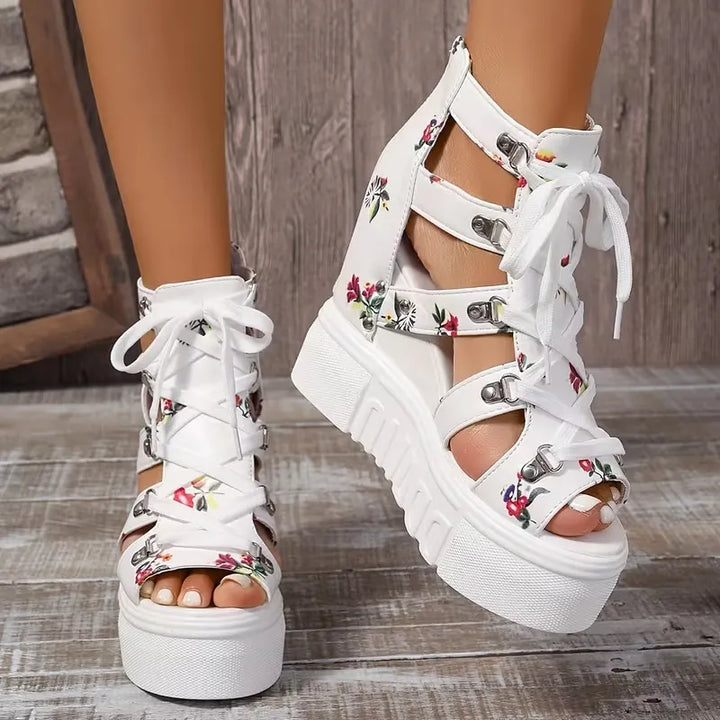Gaelina - Florale Plateau-Sandalen zum Schnüren