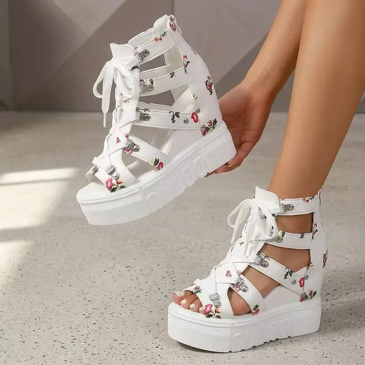 Gaelina - Florale Plateau-Sandalen zum Schnüren
