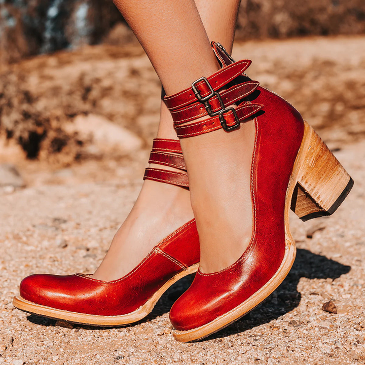 Philomena - Riemchensandaletten aus Leder im Vintage-Look