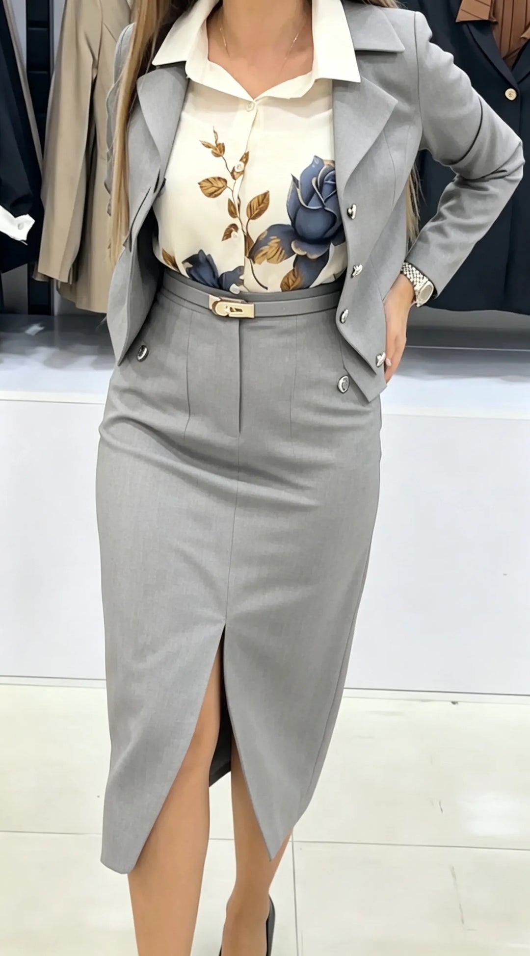 Xavina - Maßgeschneiderter Blazer-Rock-Zweiteiler