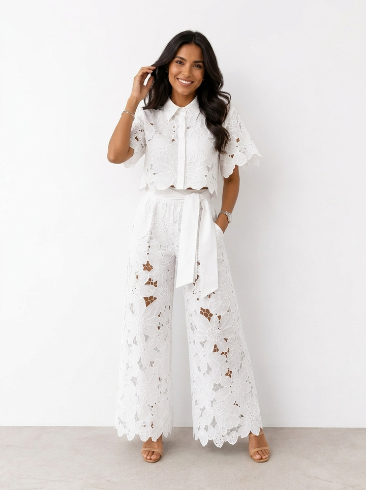 Avalina - Set aus Bluse und Hose mit weicher Haptik