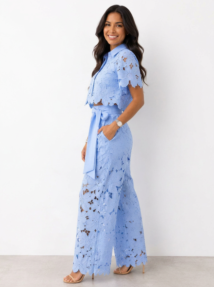 Avalina - Set aus Bluse und Hose mit weicher Haptik
