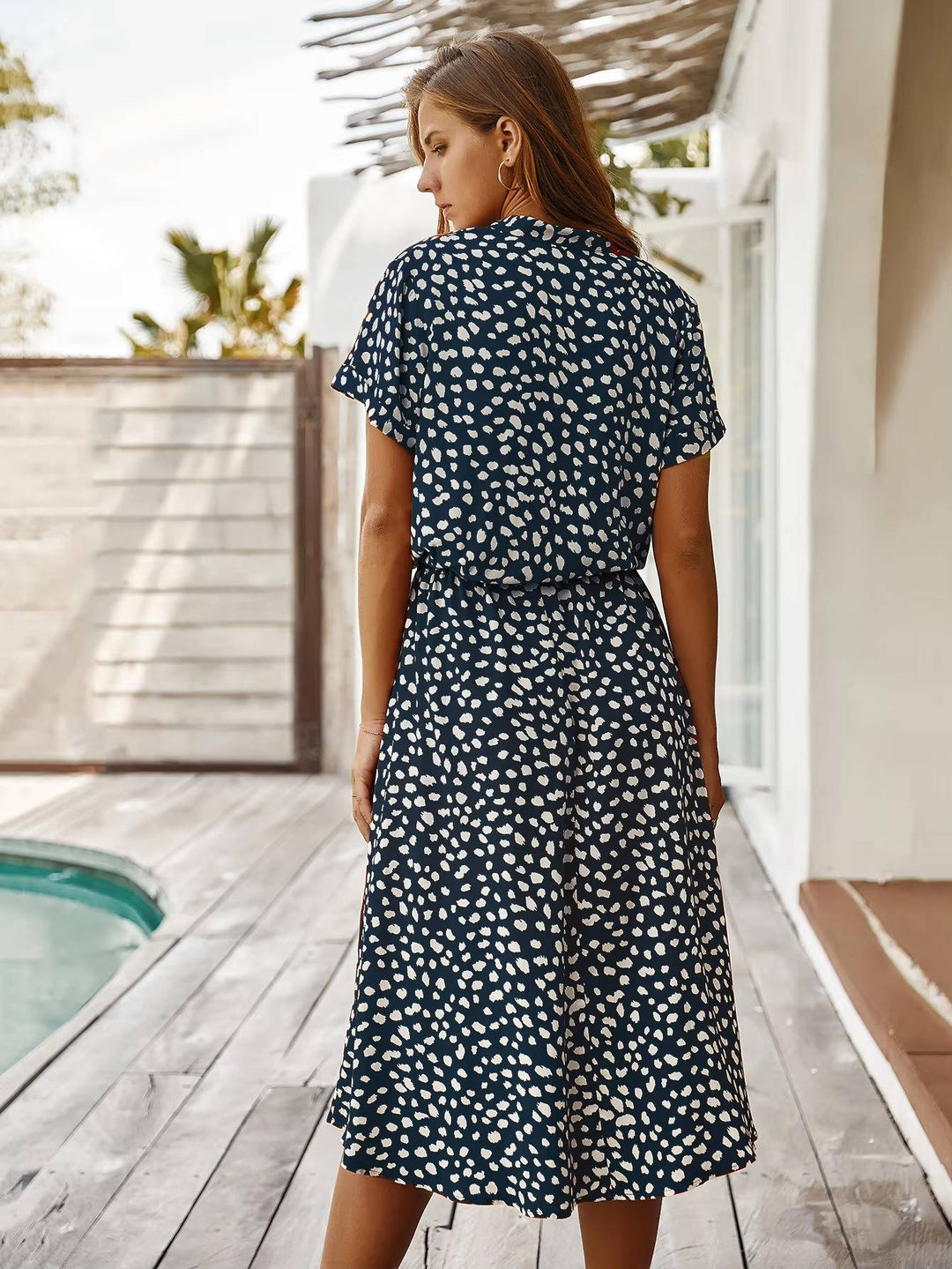 Viviana - Legeres Midikleid mit Kragen