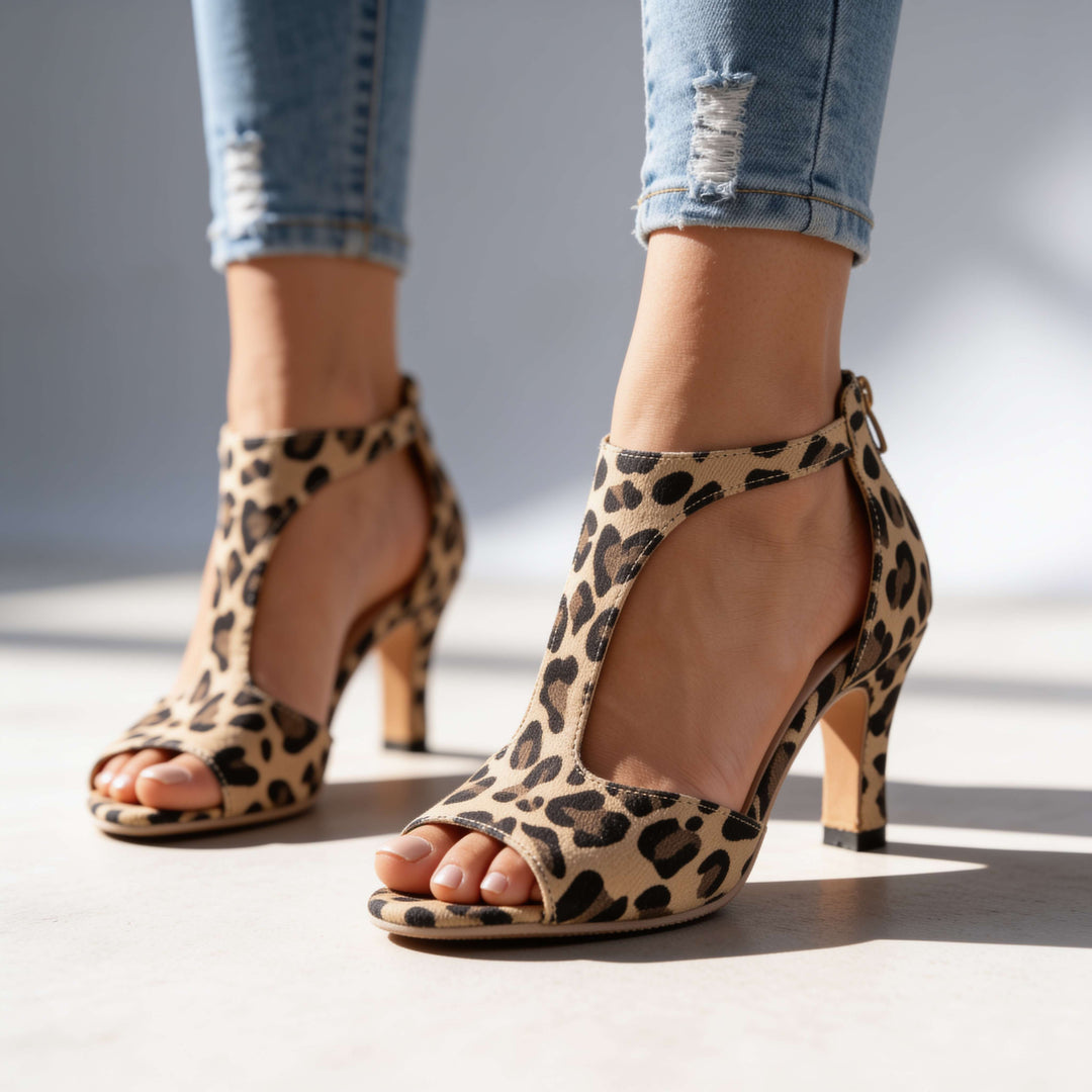 Corabelle - Elegante T-Riemen-Sandaletten