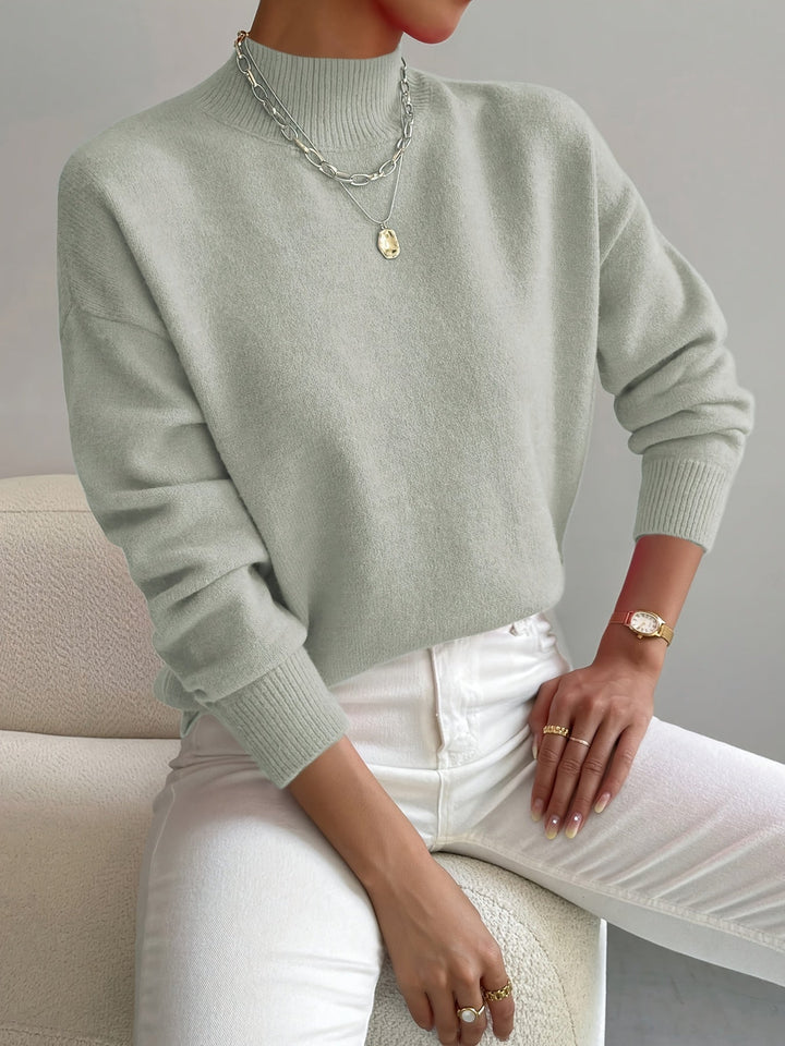 Astra - Locker geschnittener Strickpullover mit Stehkragen