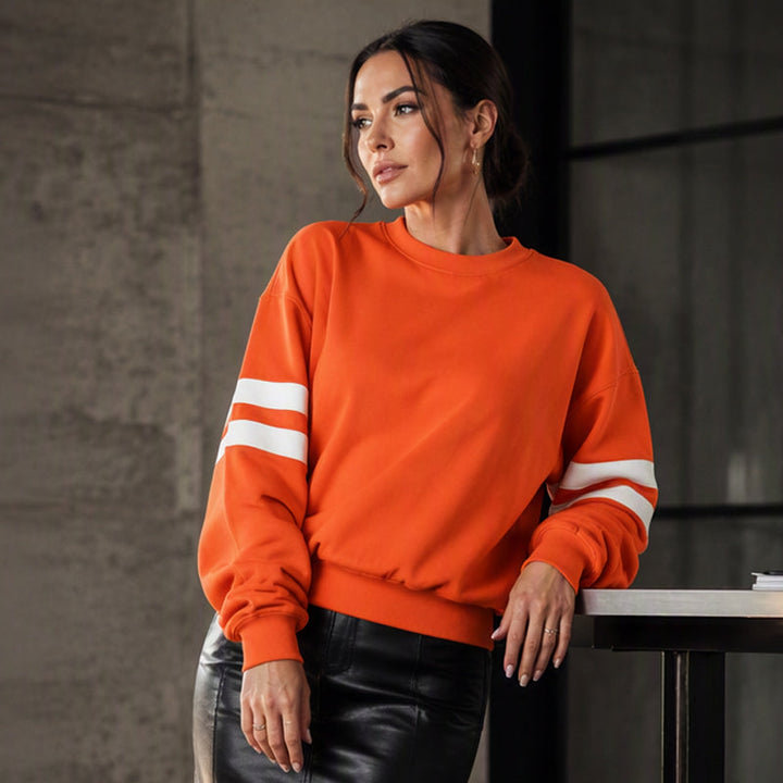 Anwynna - Sportives Sweatshirt mit Streifendetails an den Ärmeln